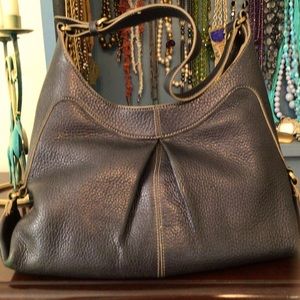 MONSAC purse for your fall wardrobe ‼️